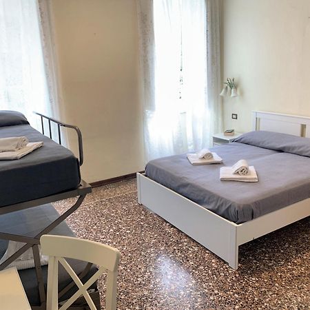 Hotel Baia Di Леванто Экстерьер фото
