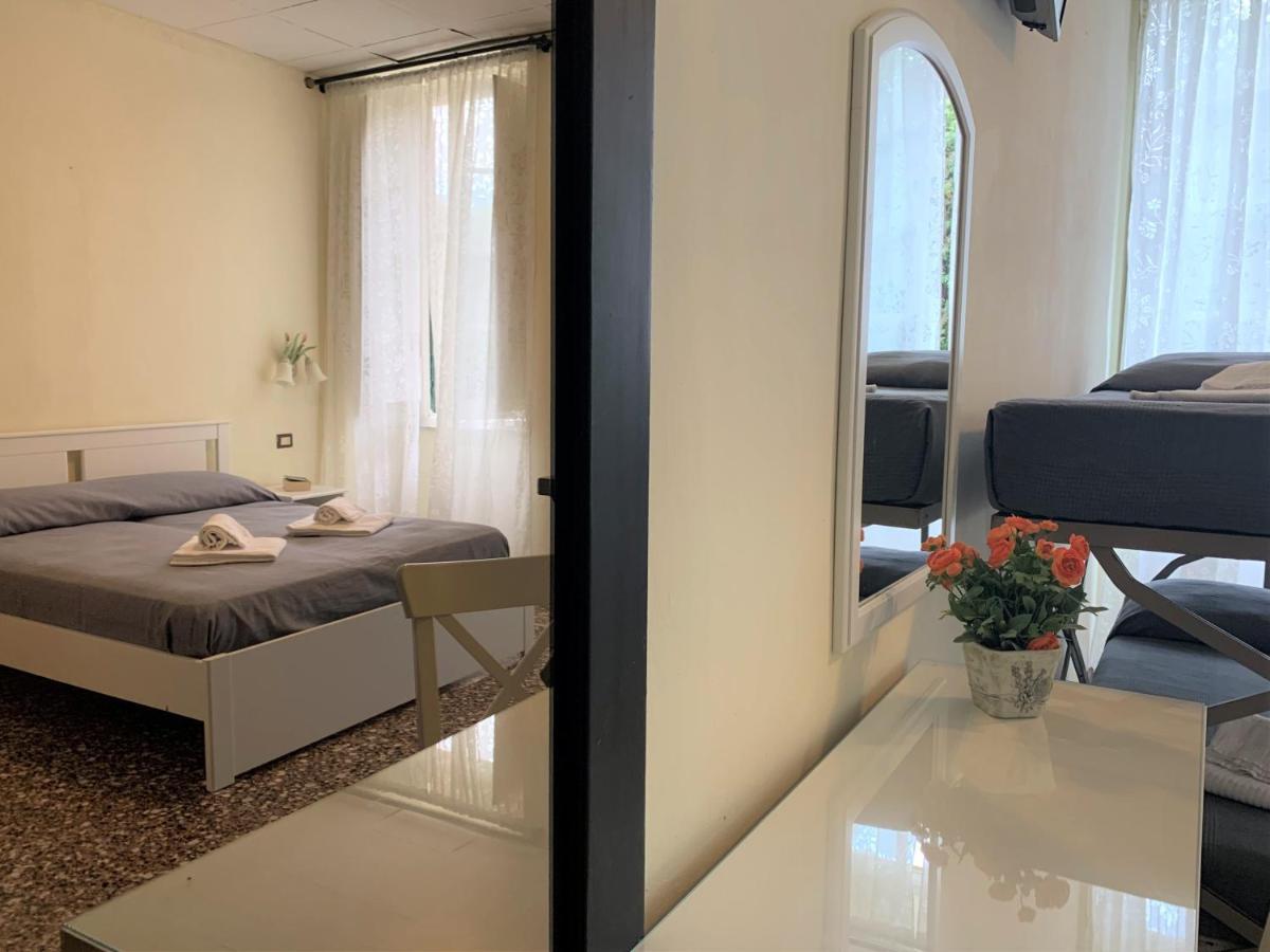 Hotel Baia Di Леванто Экстерьер фото