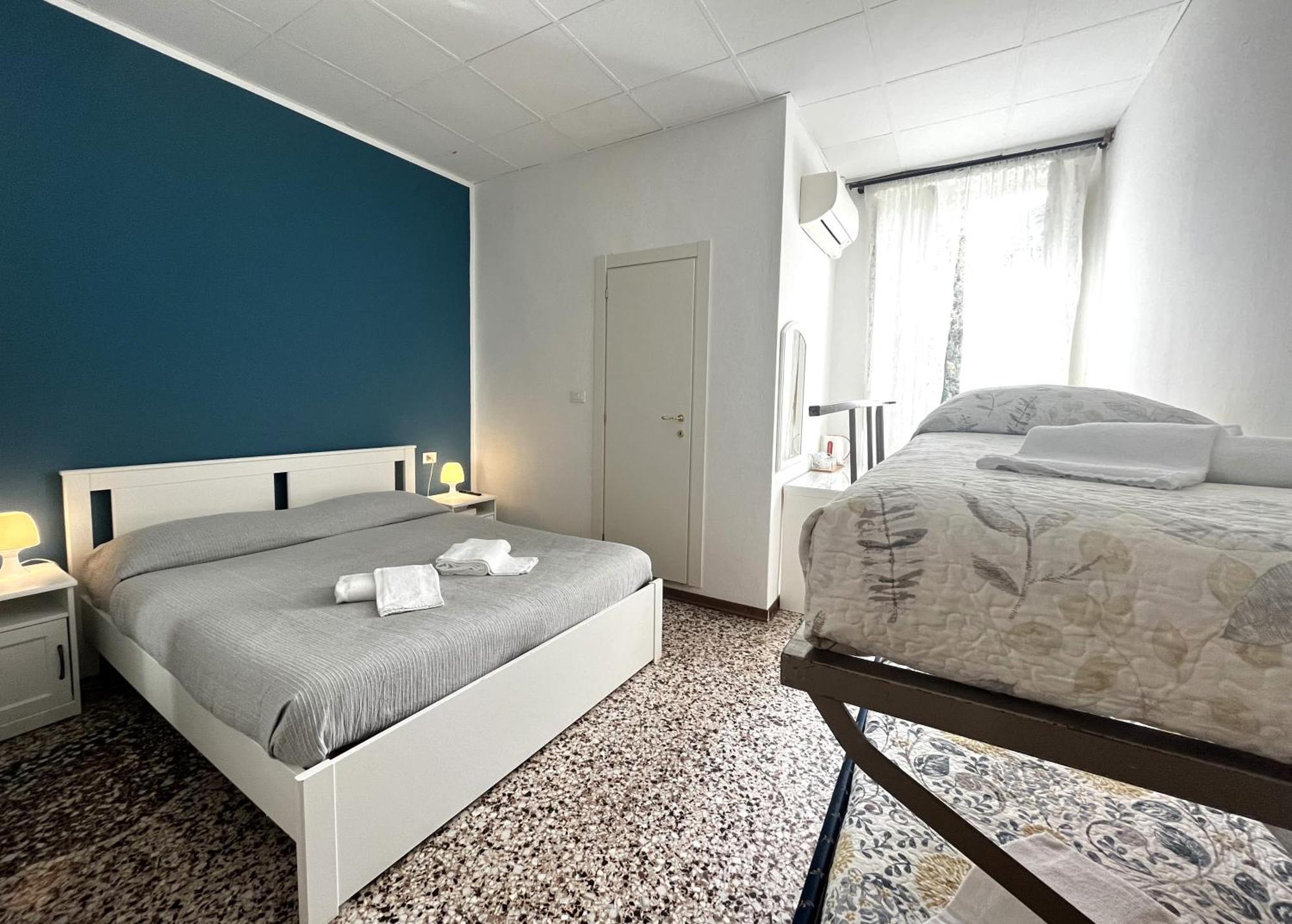 Hotel Baia Di Леванто Экстерьер фото