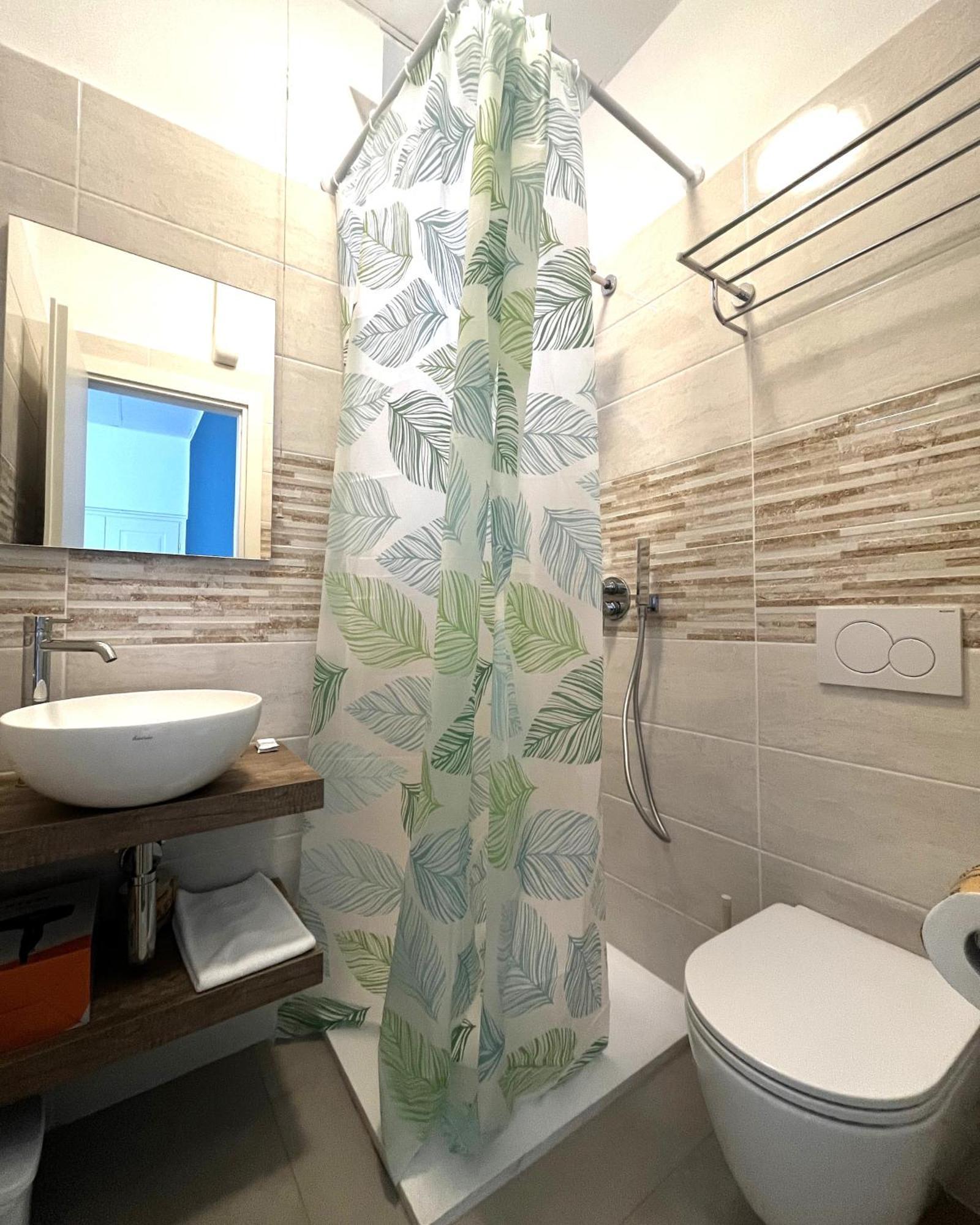 Hotel Baia Di Леванто Экстерьер фото