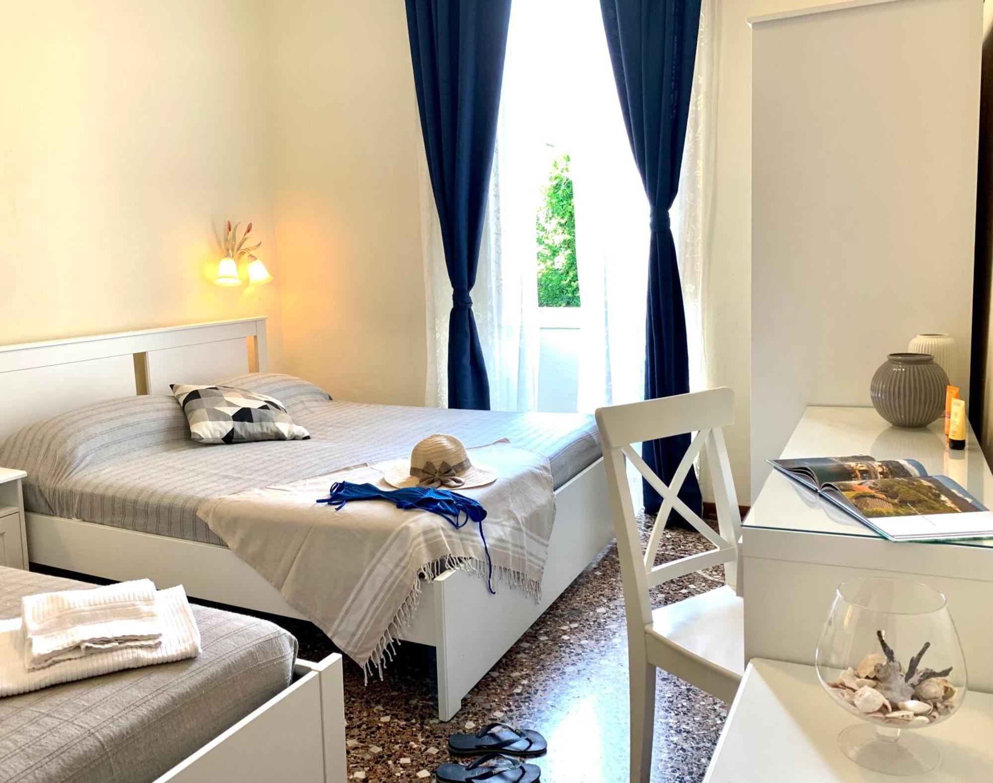 Hotel Baia Di Леванто Экстерьер фото